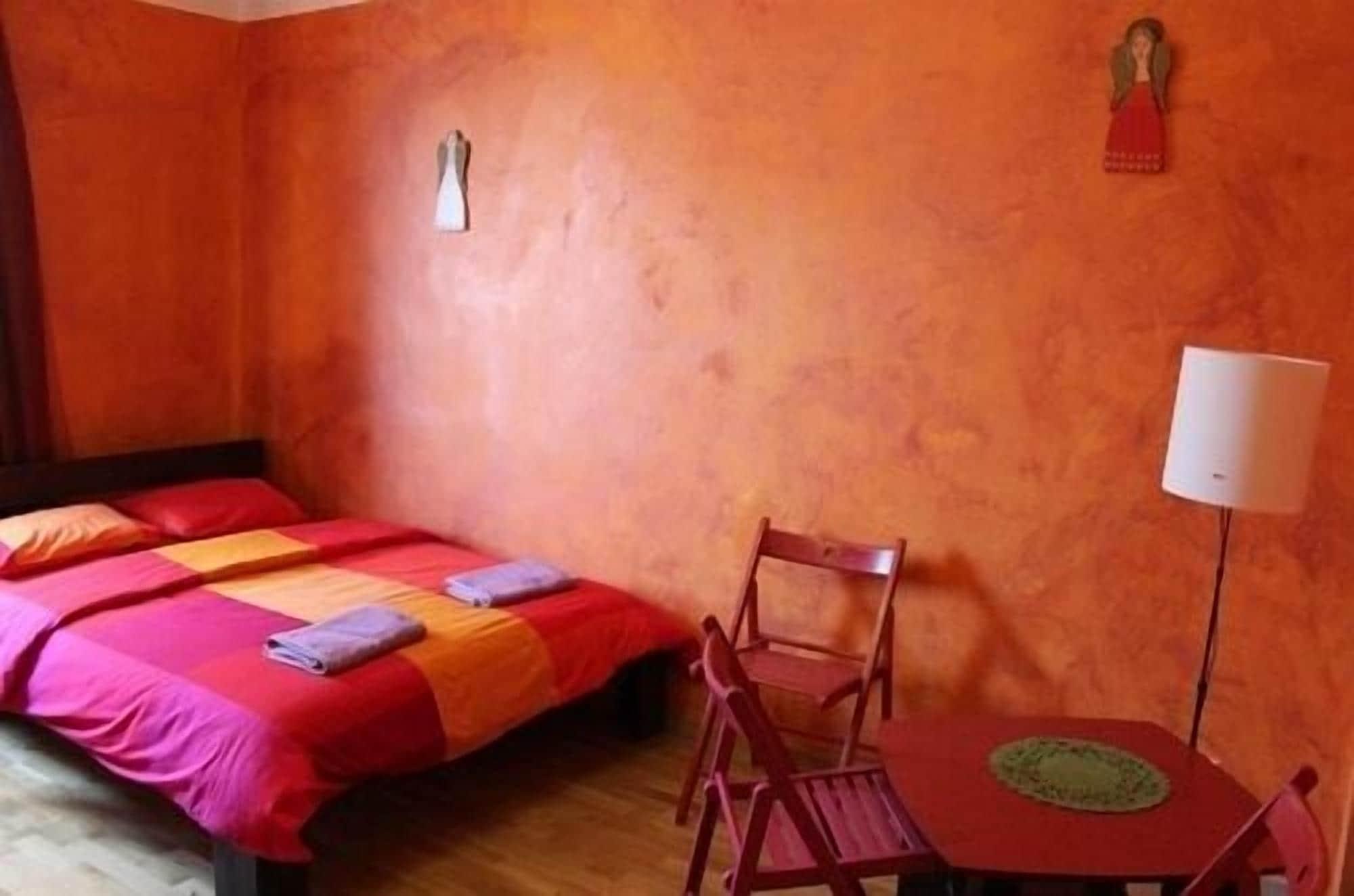 El Hostel Варшава Экстерьер фото