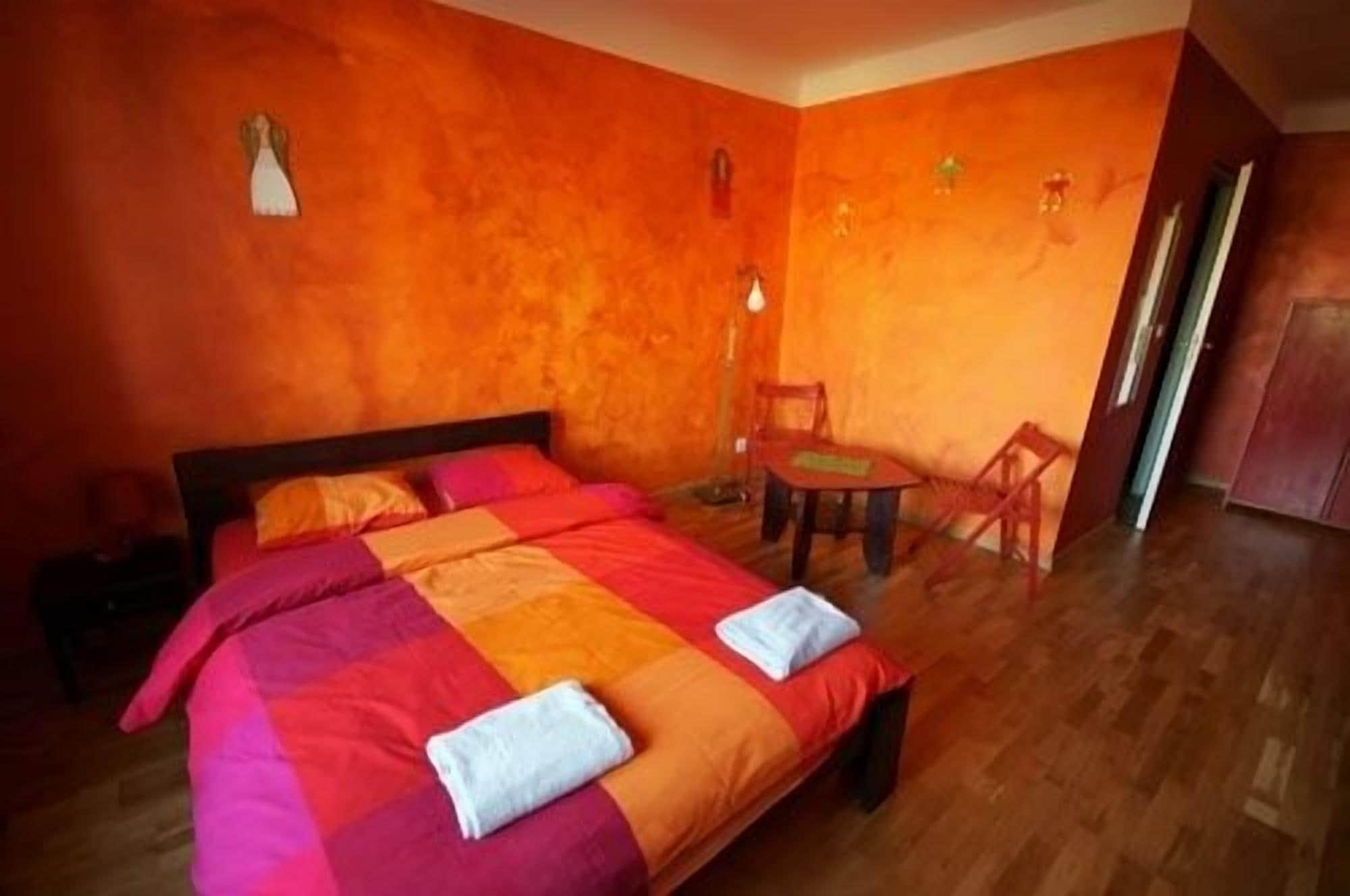 El Hostel Варшава Экстерьер фото
