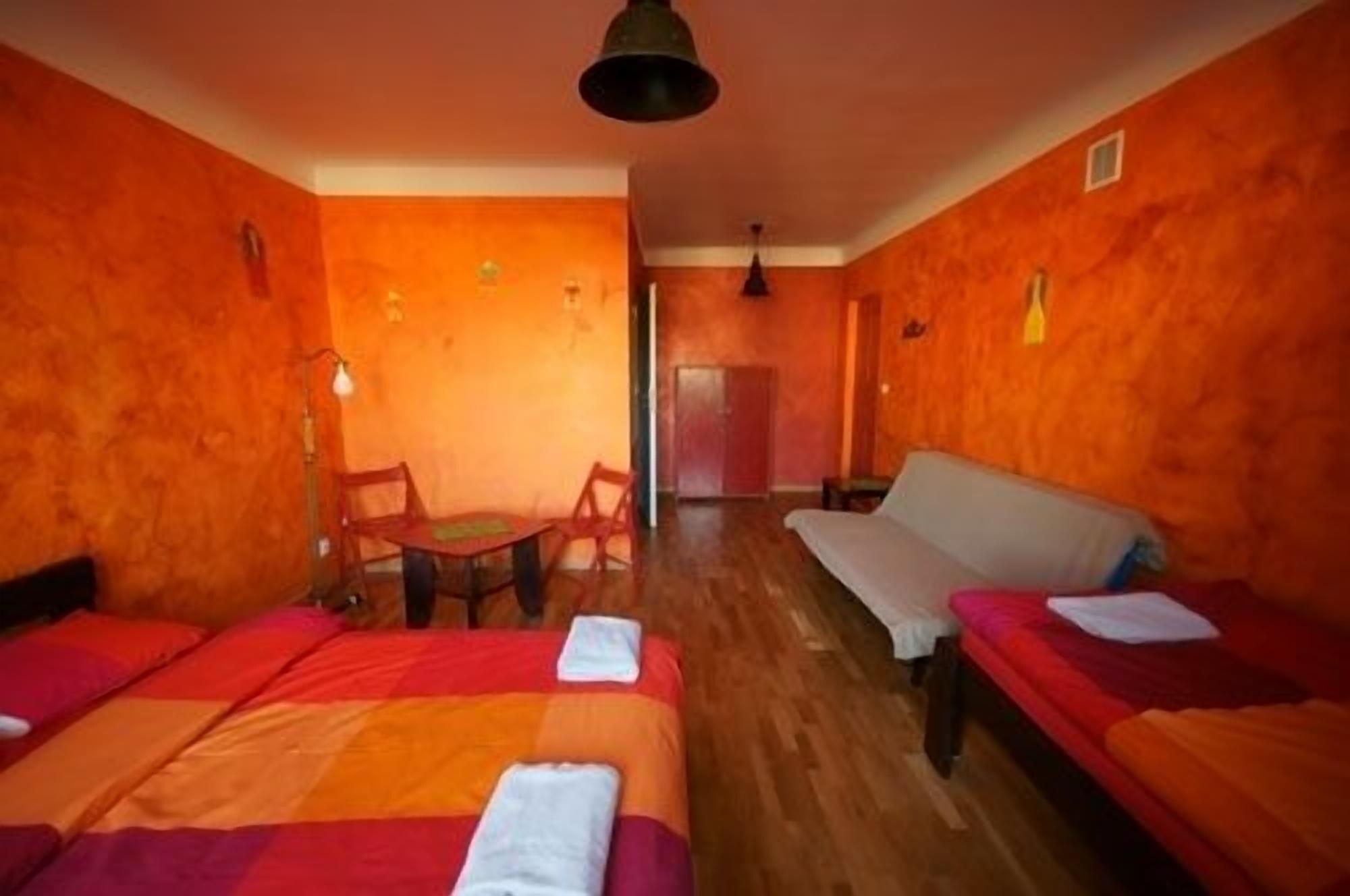 El Hostel Варшава Экстерьер фото