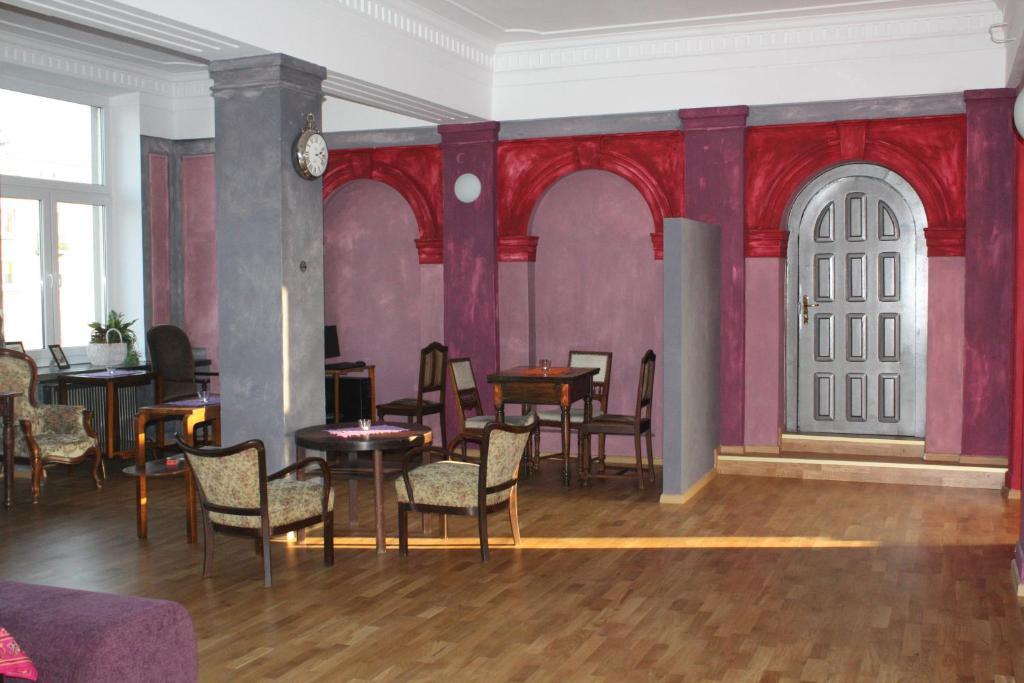 El Hostel Варшава Экстерьер фото