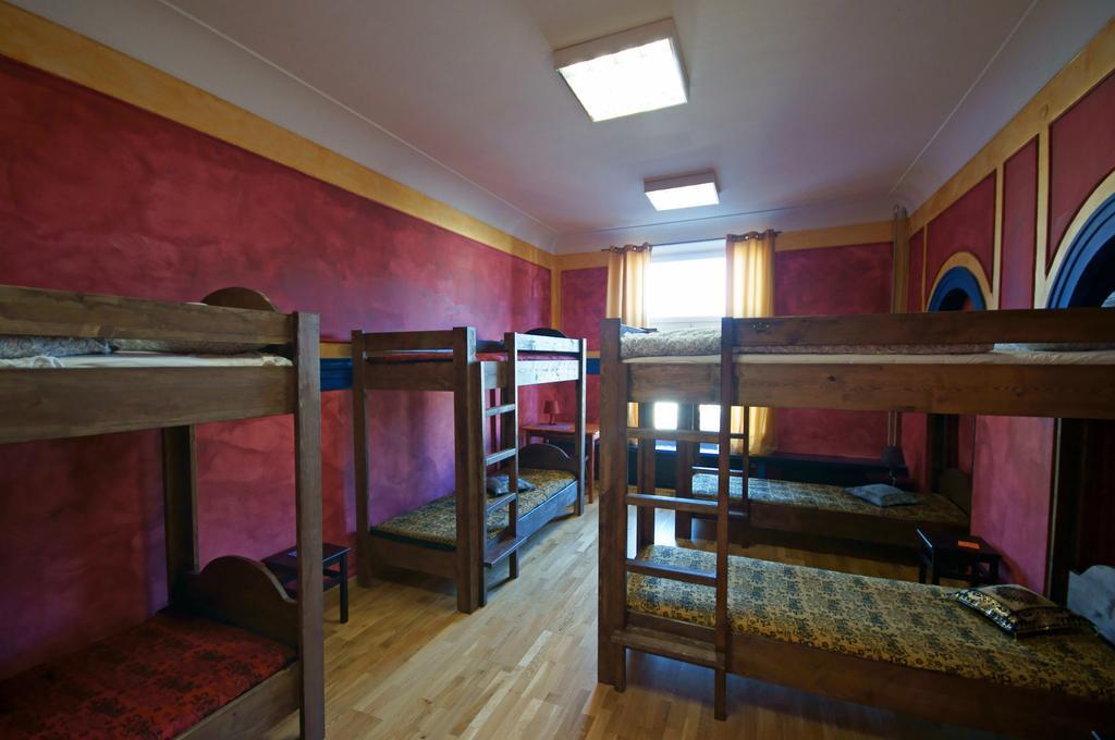 El Hostel Варшава Экстерьер фото